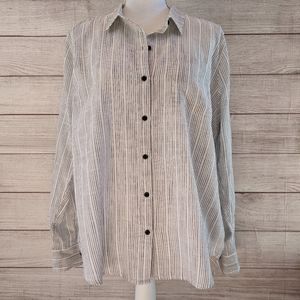 Lucky Brand top, size large, new with tags, in exc